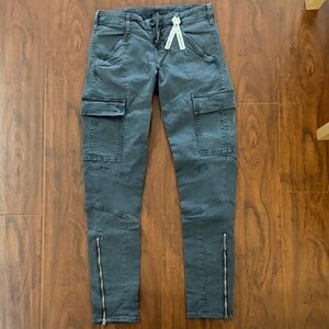 J Brand Women's Gray Skinny Jeans